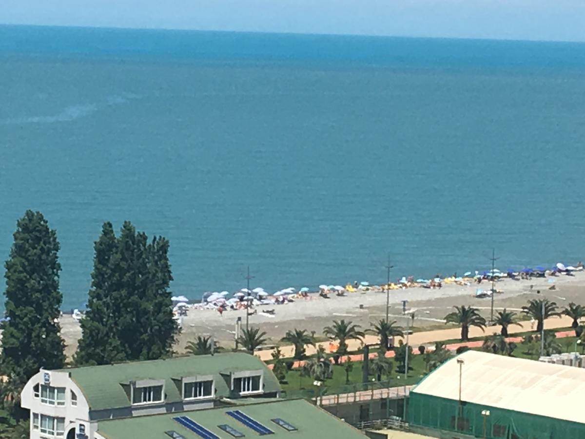 Orbi Plaza Tamara Aparthotel Μπατούμι Εξωτερικό φωτογραφία