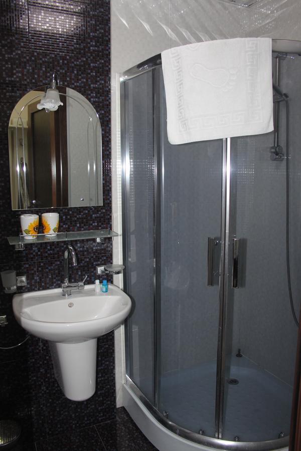 Orbi Plaza Tamara Aparthotel Μπατούμι Εξωτερικό φωτογραφία